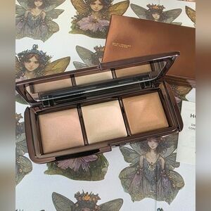 Volume I : Hourglass Ambient lighting snake palatte Level 1 NIB